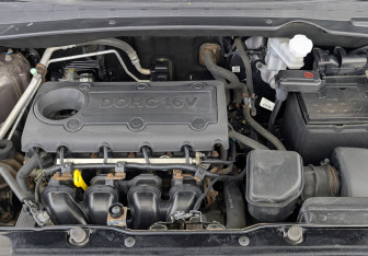 Подержанный автомобиль Hyundai ix35 2012 года (9 фото)