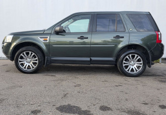 Подержанный автомобиль Land Rover Freelander 2008 года (8 фото)