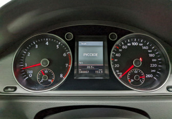 Подержанный автомобиль Volkswagen Passat Sedan 2012 года (26 фото)