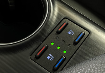 Подержанный автомобиль Toyota Camry Sedan 2021 года (19 фото)