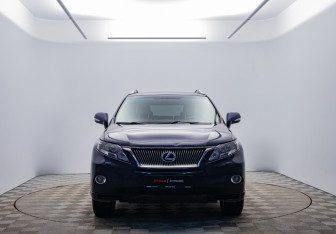 Подержанный автомобиль Lexus RX 2009 года (2 фото)