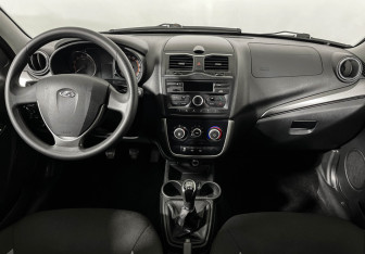 Подержанный автомобиль LADA (ВАЗ) Granta Liftback 2021 года (12 фото)