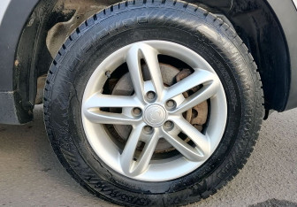 Подержанный автомобиль SsangYong Actyon 2013 года (19 фото)