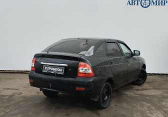 Подержанный автомобиль LADA (ВАЗ) Priora Hatchback 2010 года (5 фото)