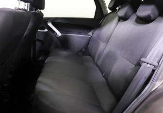 Подержанный автомобиль Datsun mi-DO 2016 года (10 фото)