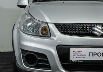 Подержанный автомобиль Suzuki SX4 Hatchback 2014 года (14 фото)
