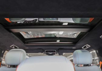 Подержанный автомобиль Land Rover Range Rover Sport 2024 года (22 фото)
