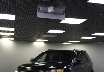 Подержанный автомобиль Ford Explorer 2012 года (24 фото)