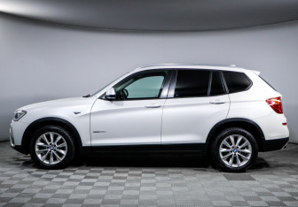 Подержанный автомобиль BMW X3 2016 года (8 фото)