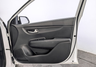 Подержанный автомобиль Kia Rio Sedan 2021 года (23 фото)