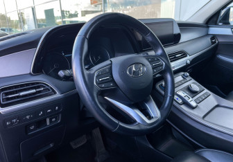 Подержанный автомобиль Hyundai Palisade 2021 года (13 фото)