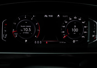 Подержанный автомобиль Volkswagen Tiguan 2020 года (11 фото)