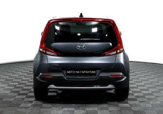 Подержанный автомобиль Kia Soul 2019 года (6 фото)