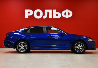 Подержанный автомобиль Kia K5 2020 года (4 фото)