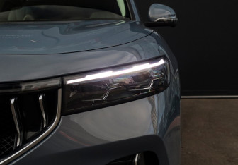 Подержанный автомобиль Voyah Free 2022 года (25 фото)