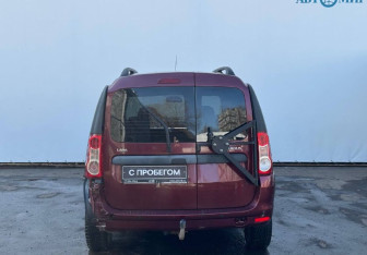 Подержанный автомобиль LADA (ВАЗ) Largus Wagon 2015 года (7 фото)