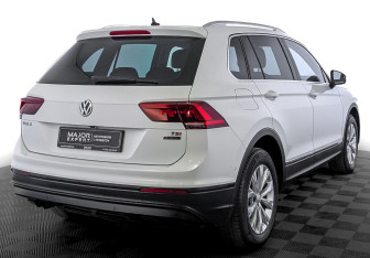 Подержанный автомобиль Volkswagen Tiguan 2017 года (5 фото)
