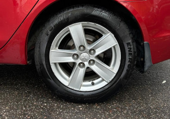 Подержанный автомобиль Mitsubishi Lancer Sedan 2008 года (14 фото)