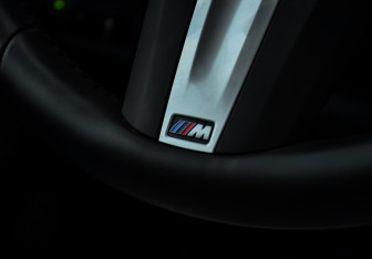 Подержанный автомобиль BMW X5 2023 года (24 фото)