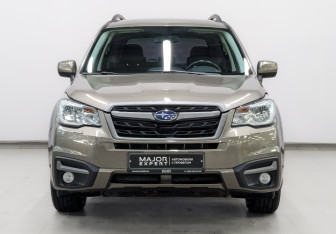 Подержанный автомобиль Subaru Forester Suv 2017 года (2 фото)