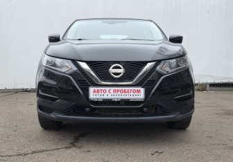 Подержанный автомобиль Nissan Qashqai 2021 года (2 фото)