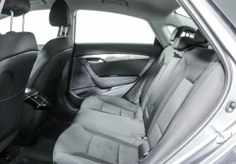 Подержанный автомобиль Hyundai i40 Sedan 2015 года (11 фото)