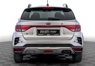 Подержанный автомобиль Kia Rio Hatchback 2021 года (6 фото)