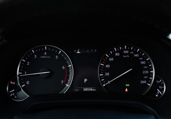 Подержанный автомобиль Lexus RX 2019 года (18 фото)