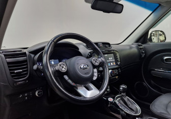 Подержанный автомобиль Kia Soul 2017 года (2 фото)