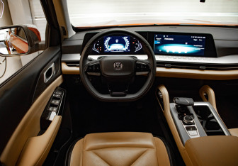 Подержанный автомобиль Changan Hunter Plus 2023 года (9 фото)