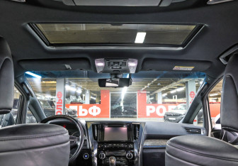 Подержанный автомобиль Toyota Alphard 2019 года (30 фото)