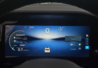 Подержанный автомобиль Geely Monjaro 2023 года (14 фото)