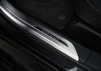 Подержанный автомобиль Land Rover Range Rover Sport 2022 года (22 фото)