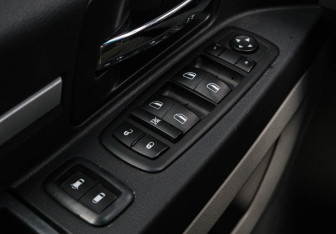 Подержанный автомобиль Dodge Caravan 2009 года (17 фото)