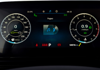 Подержанный автомобиль Omoda C5 2022 года (13 фото)