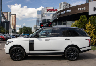 Подержанный автомобиль Land Rover Range Rover 2013 года (6 фото)