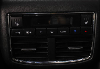 Подержанный автомобиль Mazda CX-9 2022 года (14 фото)