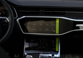 Подержанный автомобиль Audi A6 Sedan 2025 года (14 фото)
