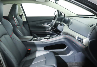 Подержанный автомобиль Changan UNI-T 2024 года (15 фото)