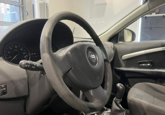 Подержанный автомобиль Nissan Almera Sedan 2016 года (11 фото)