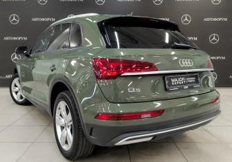Подержанный автомобиль Audi Q5 2021 года (7 фото)