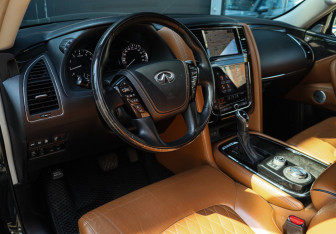 Подержанный автомобиль Infiniti QX80 2020 года (17 фото)