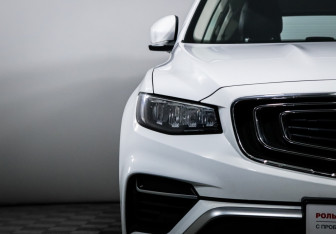 Подержанный автомобиль Geely Atlas Pro 2024 года (18 фото)