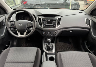 Подержанный автомобиль Hyundai Creta 2018 года (9 фото)