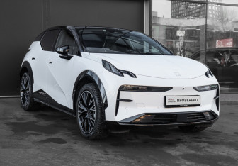Подержанный автомобиль Zeekr X 2023 года (3 фото)