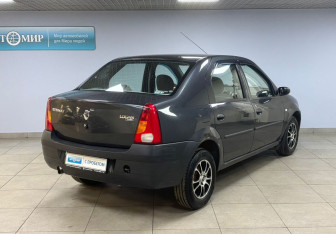 Подержанный автомобиль Renault Logan Sedan 2009 года (5 фото)