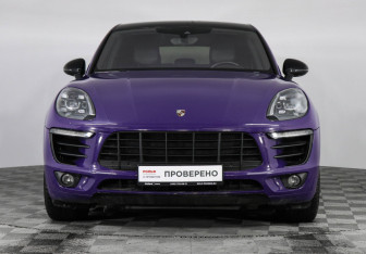 Подержанный автомобиль Porsche Macan 2017 года (2 фото)