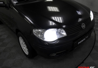 Подержанный автомобиль Fiat Albea 2010 года (18 фото)