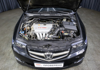 Подержанный автомобиль Honda Accord Sedan 2007 года (9 фото)