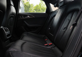 Подержанный автомобиль Audi A6 Sedan 2012 года (9 фото)